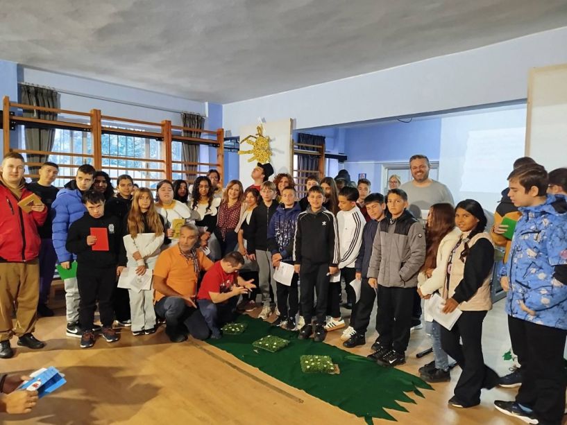 Στο πλαίσιο της Παγκόσμιας Ημέρας ΑμεΑ:  Επίσκεψη μαθητών από το Γυμνάσιο Τρικάλων στο ΕΕΕΕΚ Αλεξάνδρειας