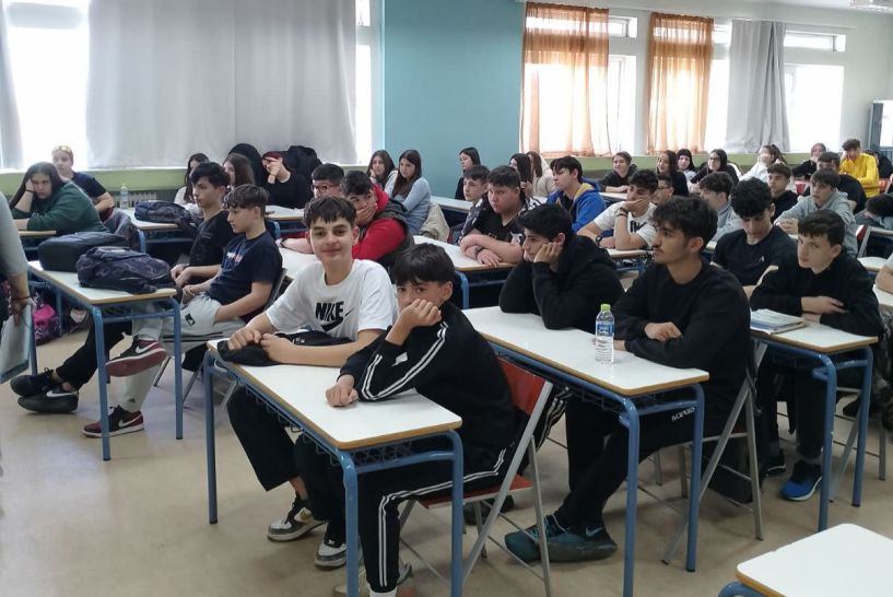 Ενημέρωση για τις ΕΠΑΣ Μαθητείας από την Γ΄ τάξη του 6ου Γυμνασίου Βέροιας