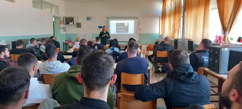 Δράση του Κέντρου Συμβουλευτικής Υποστήριξης Γυναικών του Δήμου Βέροιας για την έμφυλη βία  και τις διακρίσεις