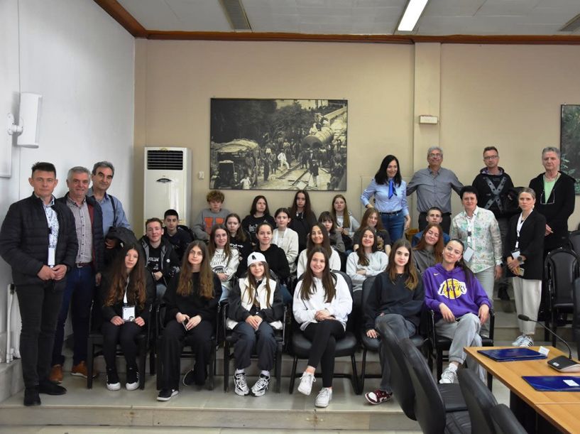 Επίσκεψη μαθητών από την Πολωνία στο Δημαρχείο Νάουσας