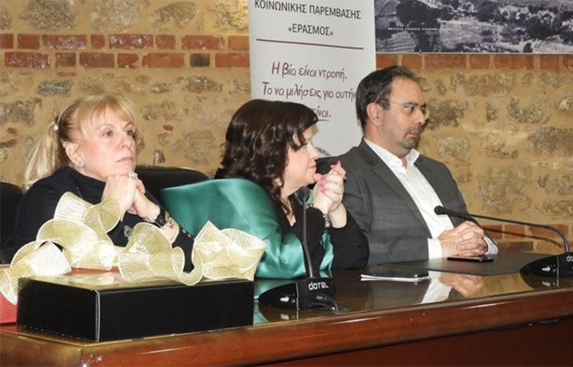 Από ΕΡΑΣΜΟ, Εμπορικό Σύλλογο και Δήμο Βέροιας Αφιέρωμα στη Γυναίκα μέσα από την Τέχνη, με τη ματιά των: Βασίλη Ζούλια, Εύας Αμνιώτη, Νίκου Μανούδη και Ελένης Δήμου -Τιμήθηκαν, Ελένη Αναγνώστου, Τούλα Πετρακοπούλου και Στέλλα Λαζαρίδου-Πασμανά