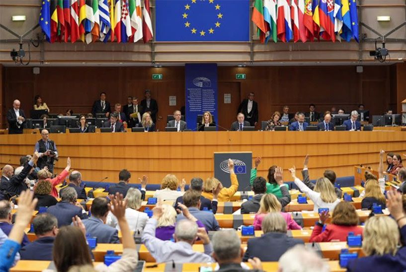 Υπερψηφίστηκε από το Ευρωπαϊκό Κοινοβούλιο  το Σύμφωνο για τη Μετανάστευση και το Άσυλο - Τι προβλέπει και τι σημαίνει για την Ελλάδα