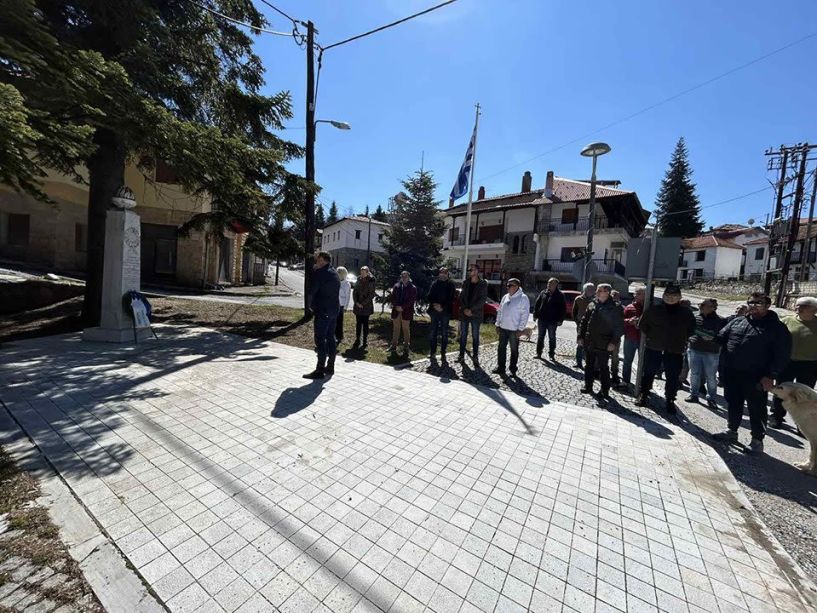 Χρόνια Πολλά ΕΛΛΆΔΑ - Κατάθεση Στεφάνου στο Σέλι