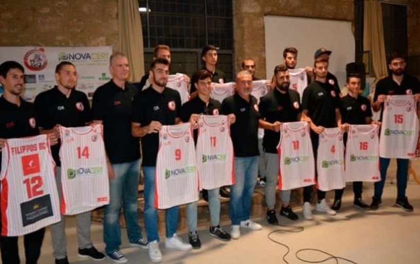 Στα Τρίκαλα με τους Ίκαρους ο Φίλιππος