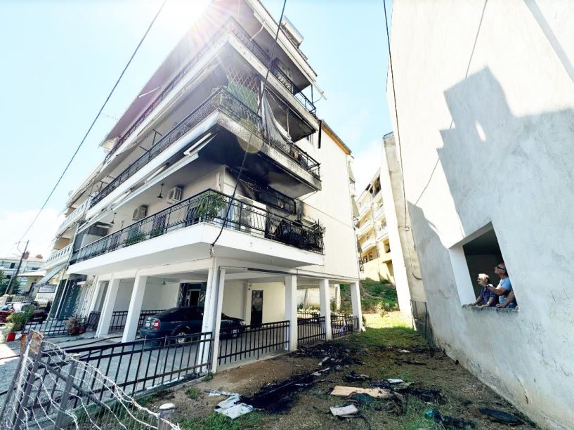 Φωτιά χθες σε διαμέρισμα πολυκατοικίας στον Προμηθέα 