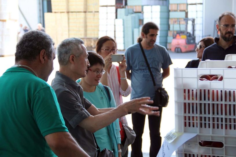 Κλιμάκιο Κινέζων γεωτεχνικών στον Αγροτικό Συνεταιρισμό Νέος Αλιάκμων