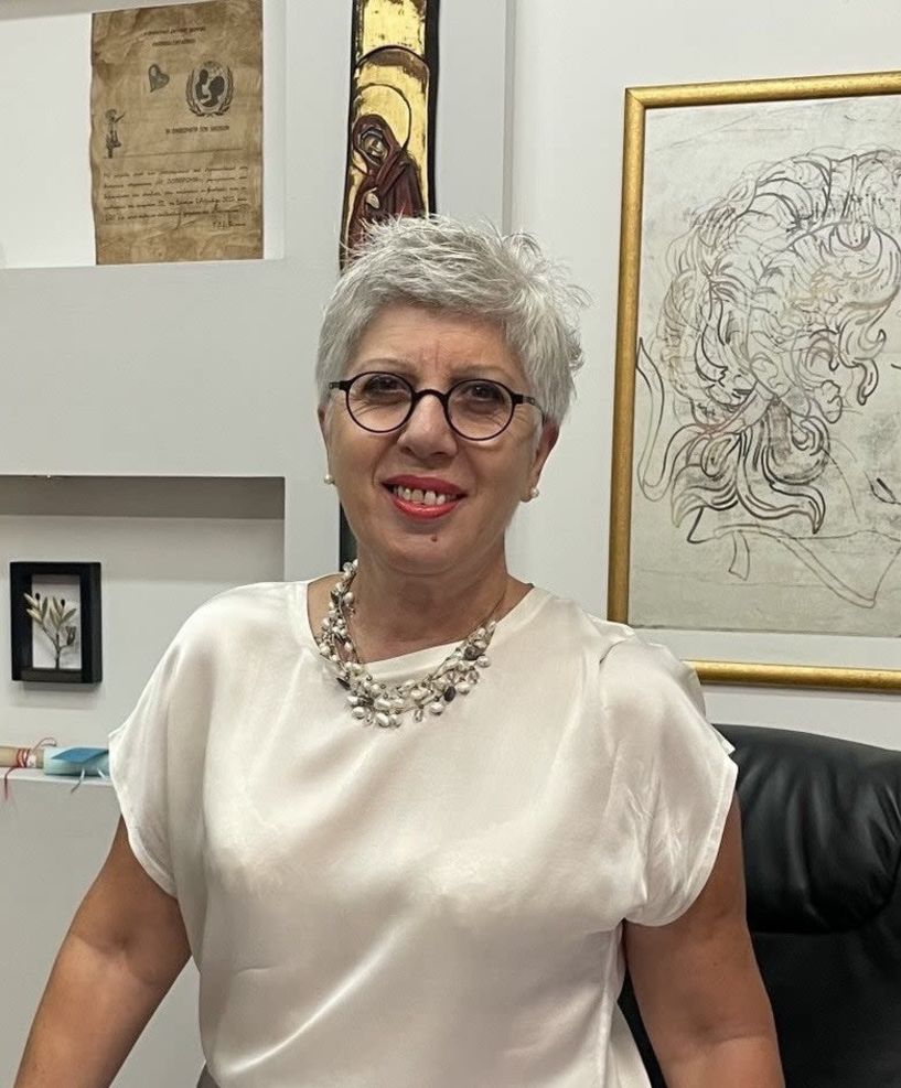 ΕΥΧΕΣ  ΓΙΑ ΤΗ ΝΕΑ ΣΧΟΛΙΚΗ ΧΡΟΝΙΑ 