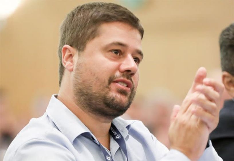 Εκλογές ΕΠΟ: Και τυπικά νέος πρόεδρος ο Μάκης Γκαγκάτσης, πήρε 61 ψήφους
