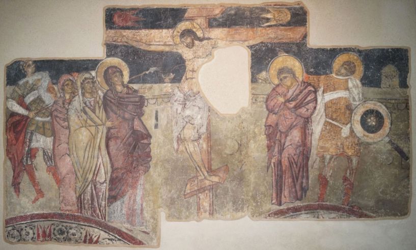  ΕΦΟΡΕΙΑ ΑΡΧΑΙΟΤΗΤΩΝ ΗΜΑΘΙΑΣ  «Ένα έκθεμα - Μια ιστορία» από το Βυζαντινό Μουσείο Βέροιας  -Αποτοιχισμένη τοιχογραφία με παράσταση Σταύρωσης