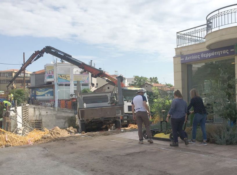 Προχωρούν με εντατικούς ρυθμούς οι εργασίες διαπλάτυνσης της οδού Πιερίων