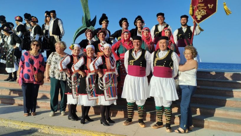 Αποστολή του Λυκείου των Ελληνίδων Βέροιας στη Μυροβόλο Χίο