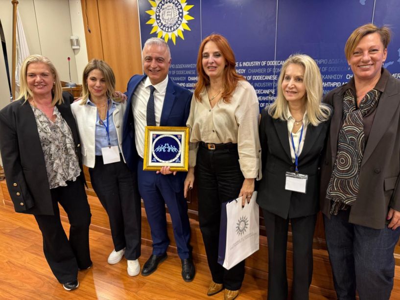 Επίσκεψη του Υφυπουργού Ανάπτυξης Λάζαρου Τσαβδαρίδη στη Ρόδο: Στο επίκεντρο η νησιωτική επιχειρηματικότητα, τα χρηματοδοτικά εργαλεία και η στήριξη των Επιμελητηρίων