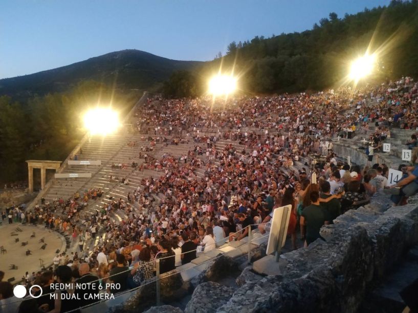 Αναρτήθηκαν τα οριστικά αποτελέσματα για τις επιταγές θεάτρου ΔΥΠΑ