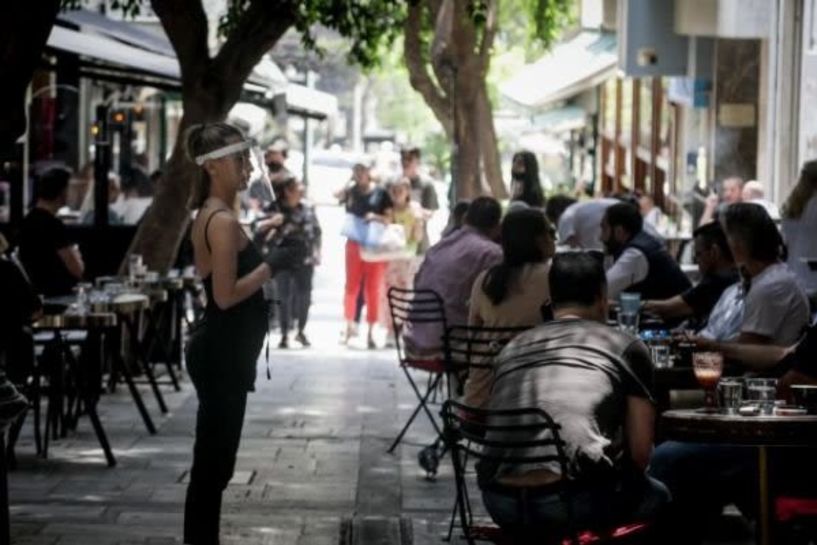 Εστίαση: Ανοίγουν οι κλειστοί χώροι από 15 Ιουλίου... με τσουχτερά πρόστιμα για τους παραβάτες