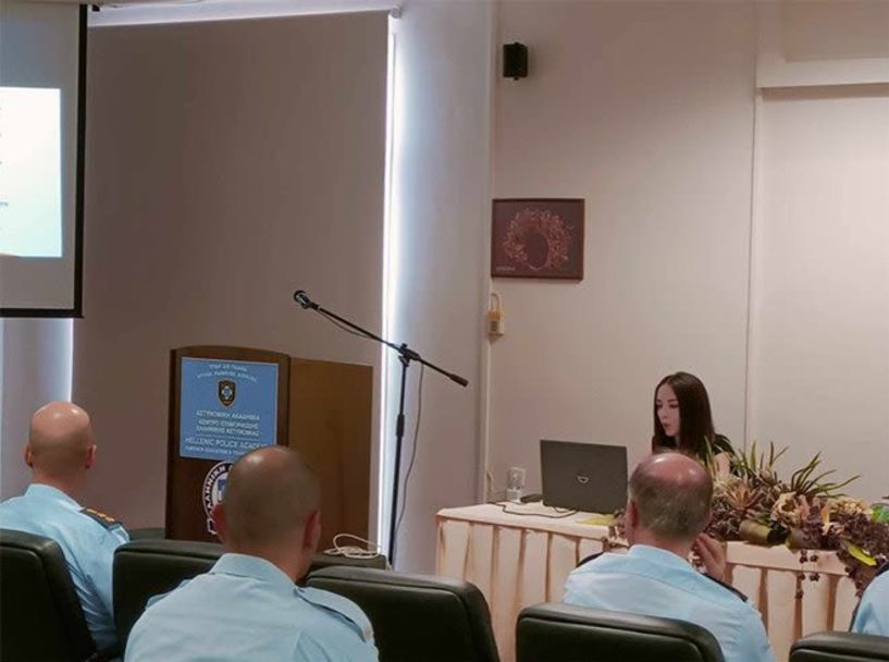Ενημερωτική ομιλία του Συμβουλευτικού Κέντρου Γυναικών Δ. Βέροιας σε συνεργασία με την Αστυνομική Διεύθυνση Ημαθίας