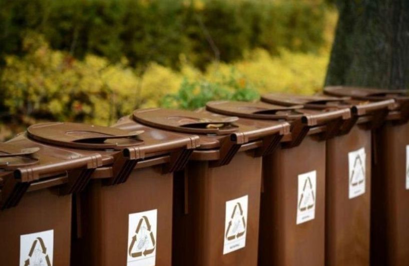 Ένα νέο απορριμματοφόρο και 790 κάδοι συλλογής βιοαποβλήτων στο Δήμο Αλεξάνδρειας
