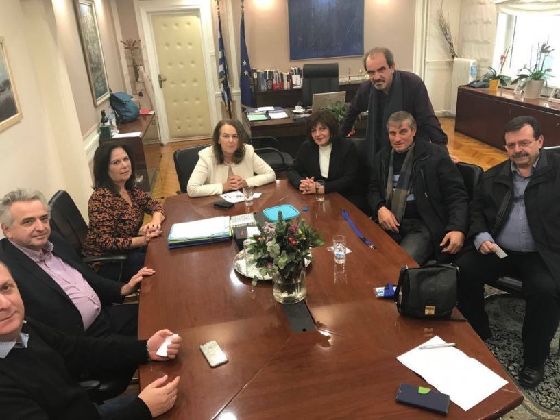 Συνάντηση Φρόσως Καρασαρλίδου και Εκπροσώπων Συνεταιρισμών Οργανώσεων με την Υφυπουργό κα Κ. Παπανάτσιου για το θέμα της μαύρης αγοράς και της φορολόγησης των αγροτών.