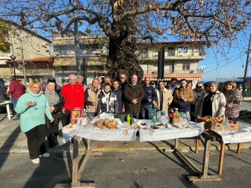 Ο Δήμαρχος Νάουσας στο «Άναμμα» του Καρτσιούνου του «Νταβέλη»