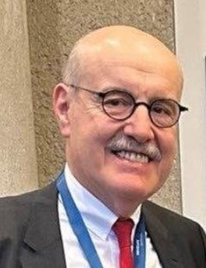 Υψιστη διάκριση για τον καθηγητή Γρηγόριο Αντωνιάδη,  τέως Διευθυντή του τμήματος «Χειρουργική  περιφερικών νεύρων» του Πανεπιστημίου του Ulm