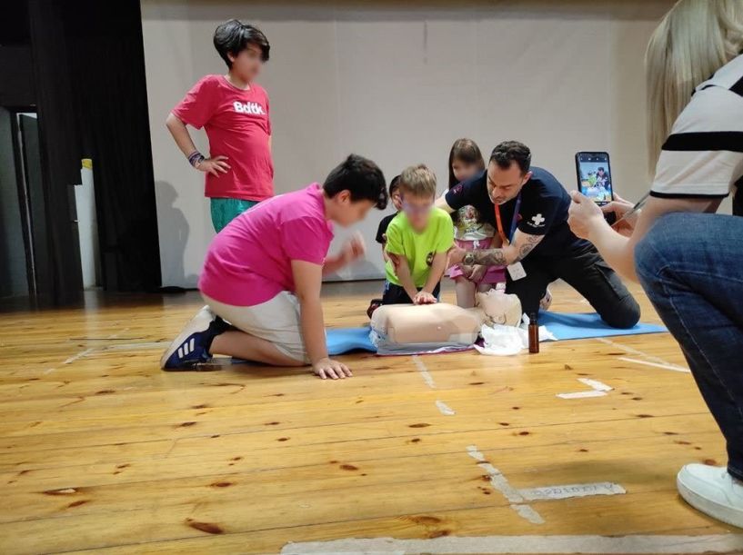 Παρουσίαση του προγράμματος   Kids Save Lives   στο 10ο Δημοτικό Σχολείο Βέροιας