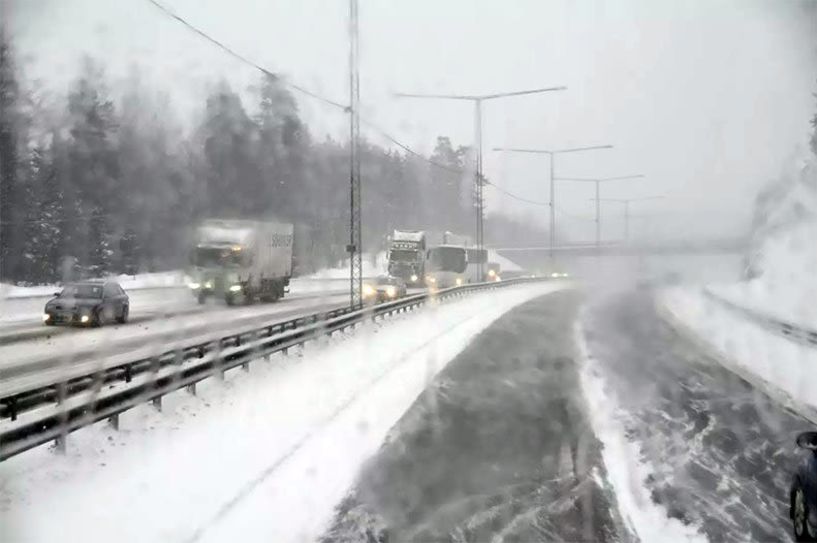Κλειστή η Εγνατία Οδός για φορτηγά άνω 3,5 τόνων λόγω χιονόπτωσης