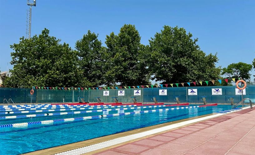 Νέο πρόγραμμα λειτουργίας του Δημοτικού Κολυμβητηρίου – Ξεκινάει η μεταφορά με λεωφορείο των παιδιών από Μελίκη