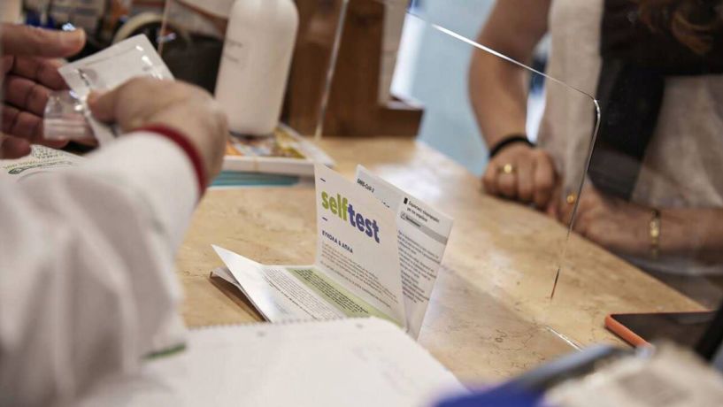 Τέλος τα self test από Ιούλιο για τους εμβολιασμένους