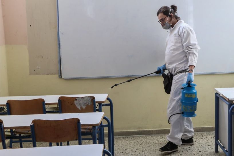 Κορωνοϊός: Δημιουργείται ομάδα διαχείρισης κρουσμάτων στα σχολεία - Τι θα γίνει αν εμφανιστεί ύποπτο κρούσμα σε σχολείο