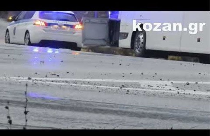 Κοζάνη: Τροχαίο  με λεωφορείο  που μετέφερε  εργαζόμενους  της ΔΕΗ - Έπαθε ανακοπή ο οδηγός