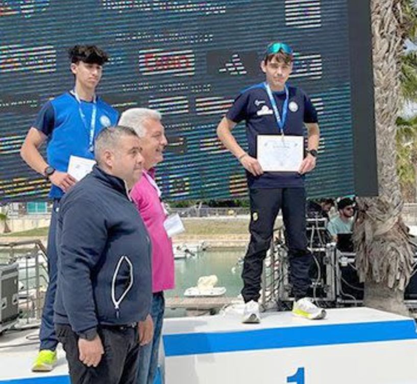 ΣΤΟ ΞΥΛΟΚΑΣΤΡΟ ΤΟ ΠΑΝΕΛΛΗΝΙΟ 10 ΧΛΜ ΒΑΔΗΝ ΑΝΔΡΩΝ-ΓΥΝΑΙΚΩΝ ΚΑΙ Η ΗΜΕΡΙΔΑ ΑΝΑΠΤΥΞΙΑΚΩΝ ΗΛΙΚΙΩΝ