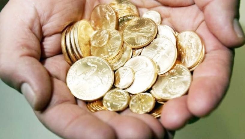 «Καλπάζει» η τιμή της χρυσής λίρας – Έσπασε το ιστορικό ρεκόρ των 600 ευρώ
