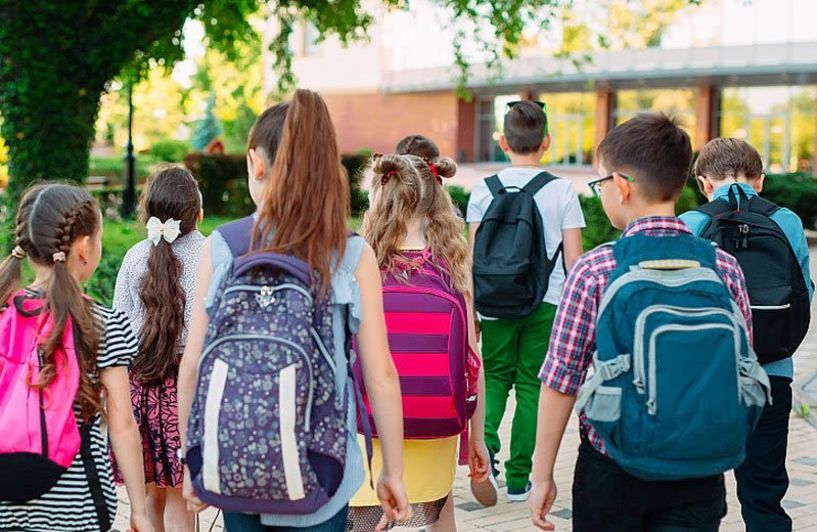 Περιφέρεια Κεντρικής Μακεδονίας: 1200 σχολικές τσάντες σε παιδιά της Α’ Δημοτικού πολύτεκνων οικογενειών