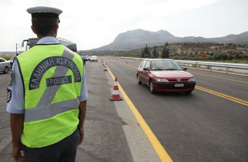 Αυξημένα μέτρα οδικής ασφάλειας σε όλη την επικράτεια για την περιόδο των εορτών