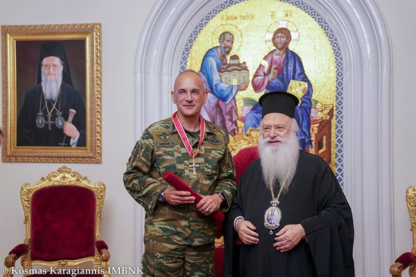 Εθιμοτυπική επίσκεψη του Αρχηγού ΓΕΕΘΑ στον Μητροπολίτη