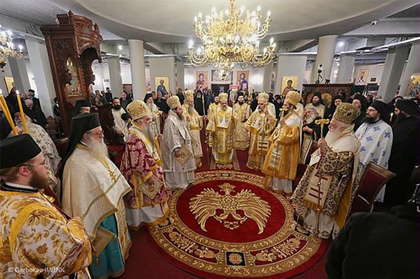 Πολυαρχιερατικό συλλείτουργο στην Ιερά Μονή Παναγίας Δοβρά και τεσσαρακονθήμερο μνημόσυνο του μακαριστού καθηγουμένου Αρχιμ. Παντελεήμονος Κορφιωτάκη