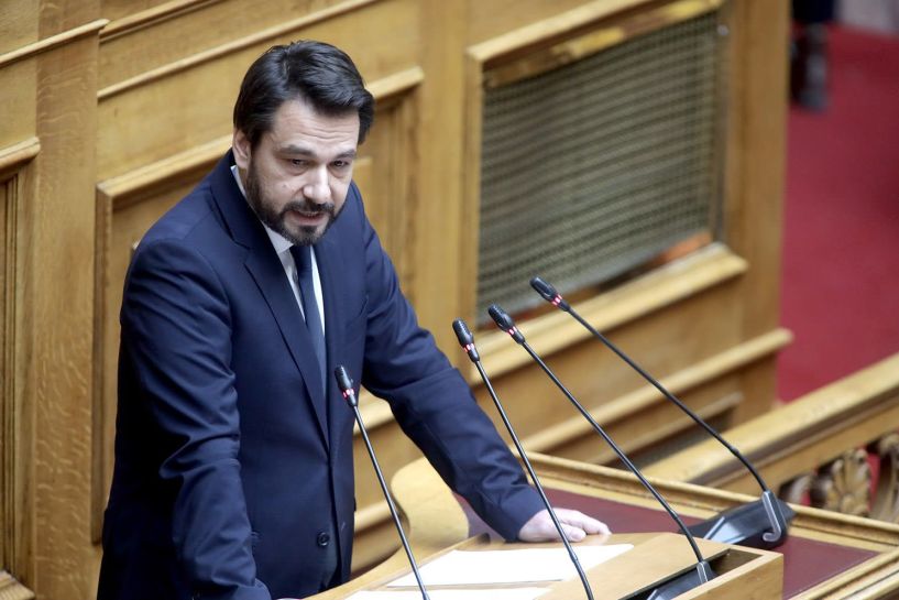 Μπαρτζώκας προς Κωνσταντοπούλου στη Βουλή: «Κάτι ξεχάσατε κα Πρόεδρε!»