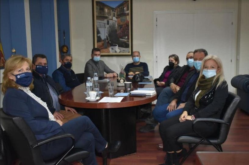 Συνεργασία του Κώστα Καλαϊτζίδη   με τη  Συμπαραστάτη του Πολίτη    στην Περιφέρεια, Νιόβη Παυλίδου