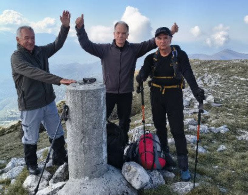ΒΕΡΜΙΟ Κορυφή ( Τσεκούρια και Αγκάθι )1650μ Κυριακή 19 Απριλίου  2026 με τους ορειβάτες Βέροιας