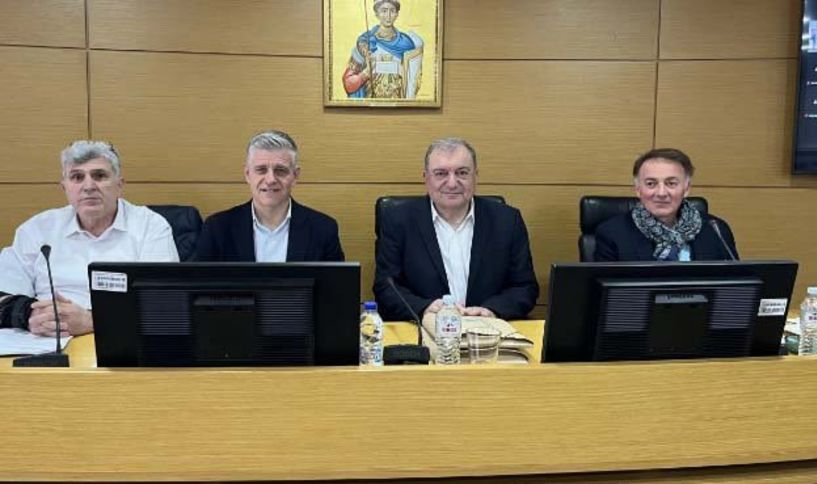 ΠΕΡΙΦΕΡΕΙΑΚΗ ΈΝΩΣΗ ΤΩΝ ΔΗΜΩΝ ΚΕΝΤΡΙΚΗΣ ΜΑΚΕΔΟΝΙΑΣ Συνεργασία με την Περιφέρεια με στόχο την αυστηροποίηση της νομοθεσίας για την παράνομη απόθεση μπαζών και ογκωδών στις πόλεις    -Η πρόταση για την αλλαγή του νομοθετικού πλαισίου παρουσιάστηκε στη συνεδρ