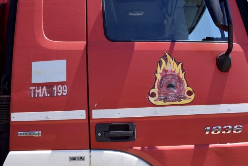 Πολίτης-«τροχονόμος» ξεμπλόκαρε πυροσβεστικό όχημα στην Αγ. Δημητρίου