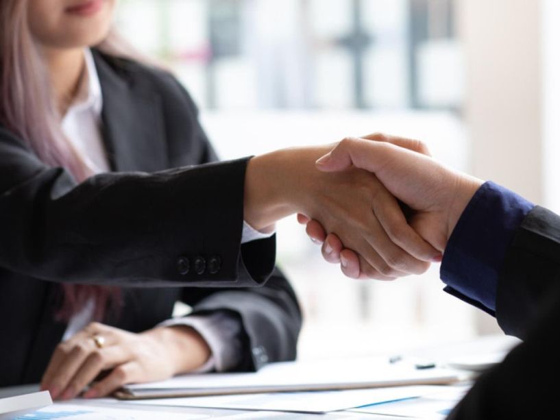 Προσλήψεις: Υποχρεωτική η αναγραφή της αμοιβής, στις αγγελίες εργασίας