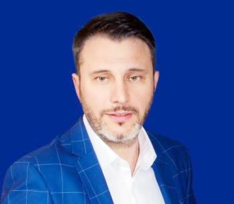 Ο Κώστας Σαμανίδης αναλαμβάνει το Βέροια-Καρναβάλι 2025!