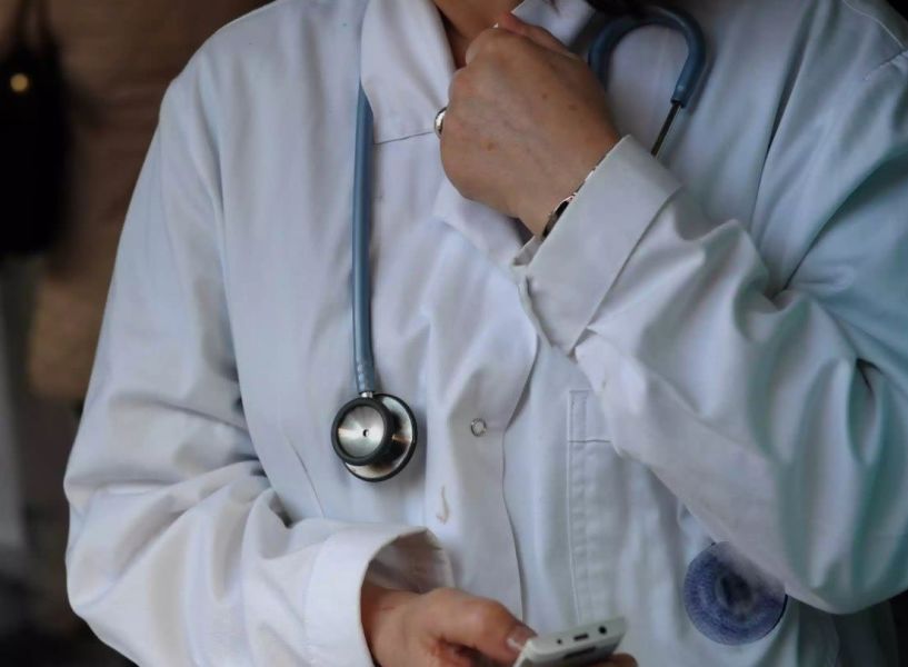 Ημαθία: Στη φυλακή γιατρός για παράνομες συνταγογραφήσεις – 480.000 ευρώ η ζημία στον ΕΟΠΥΥ