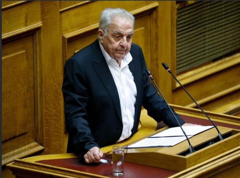 Πέθανε ο πρώην υπουργός του ΣΥΡΙΖΑ Αλέκος Φλαμπουράρης