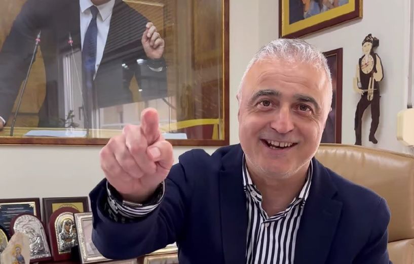 Ο Λαζαρος Τσαβδαρίδης και οι συνεργάτες του δηλώνουν 