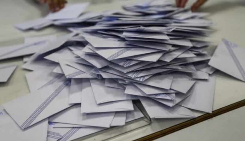 Μετά κόπων και βασάνων η συμπλήρωση  των ψηφοδελτίων