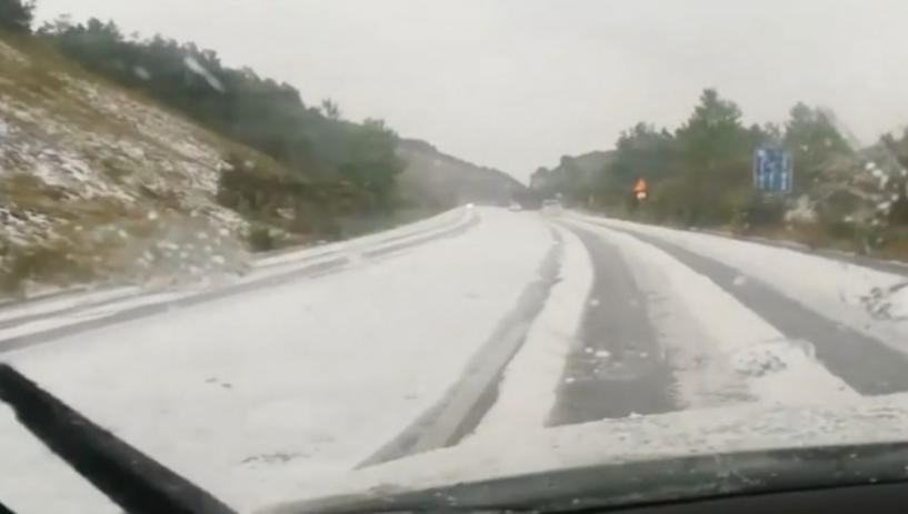 Σφοδρή χαλαζόπτωση στη Χαλκιδική! Δείτε τα βίντεο