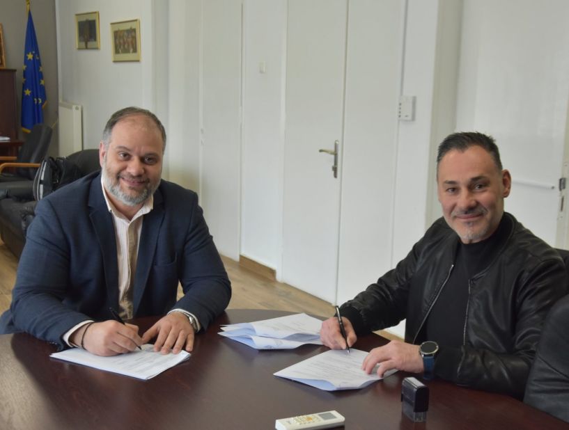 Δήμος Νάουσας: Υπογράφηκε  σύμβαση για την προμήθεια  ολοκληρωμένου συστήματος  έξυπνου οδοφωτισμού 