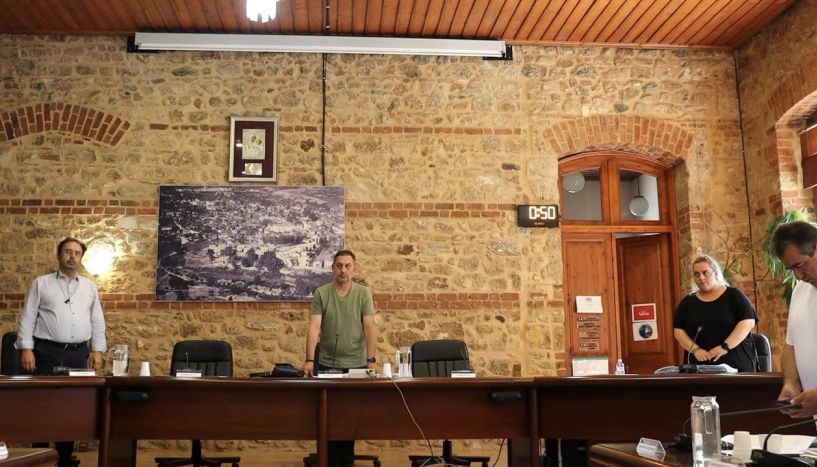 Σιγή ενός λεπτού στο χθεσινό δημοτικό συμβούλιο, στη μνήμη του Γιώργου Χιονίδη