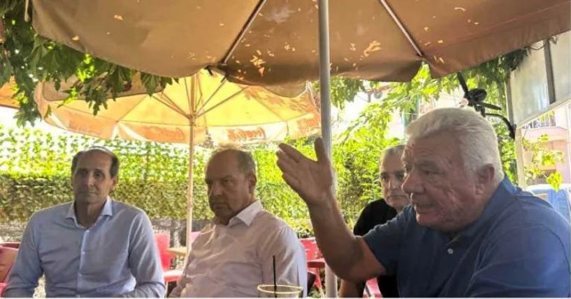 Σειρά αγροτικών αιτημάτων έθεσε ο Δήμαρχος Αλεξάνδρειας Παναγιώτης Γκυρίνης, κατά τη σημερινή επίσκεψη στον Λουτρό του Υφυπουργού Αγροτικής Ανάπτυξης και Τροφίμων, Διονύση Σταμενίτη